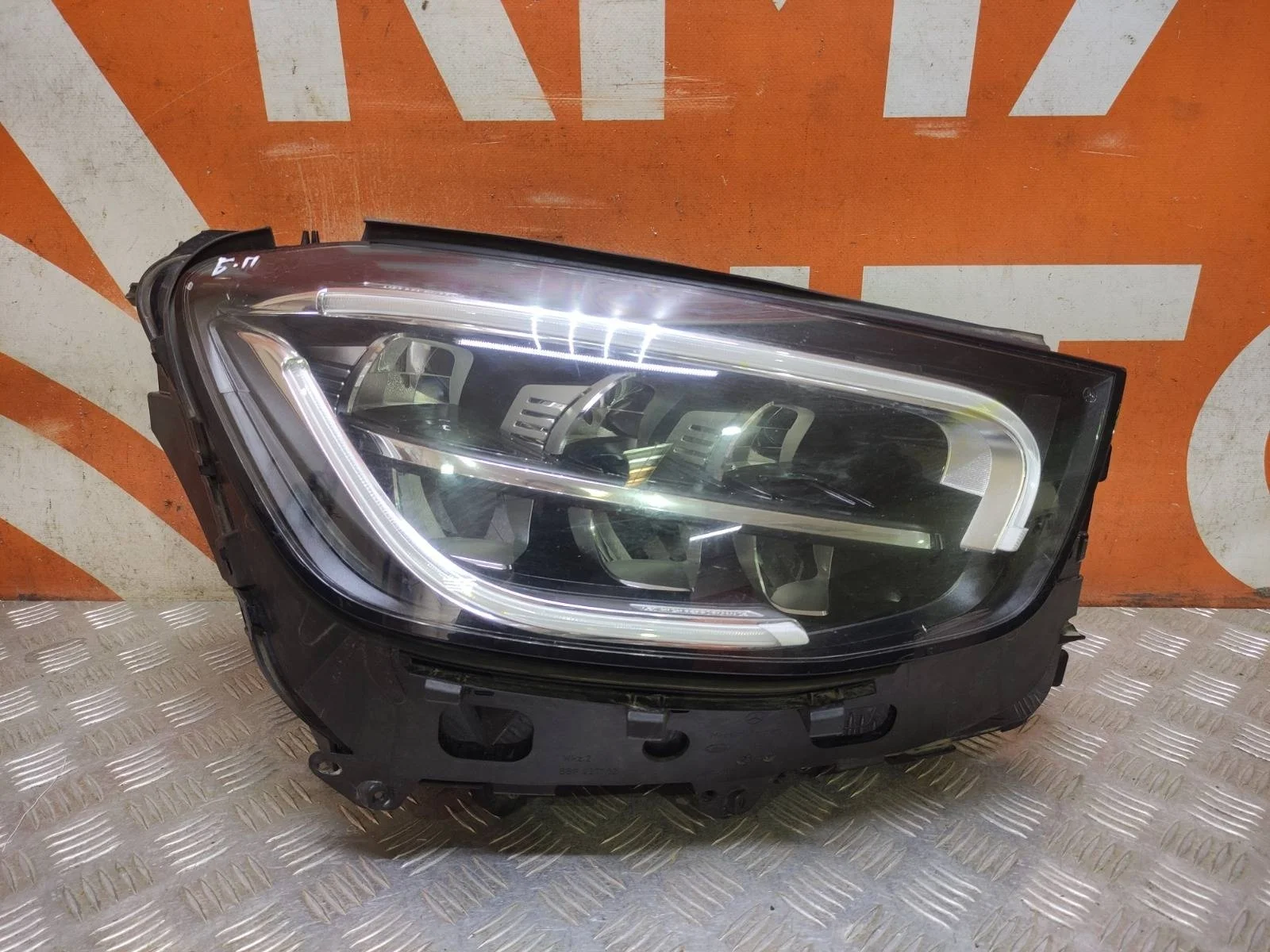 Фара Mercedes GLC-Class 2019-нв X253