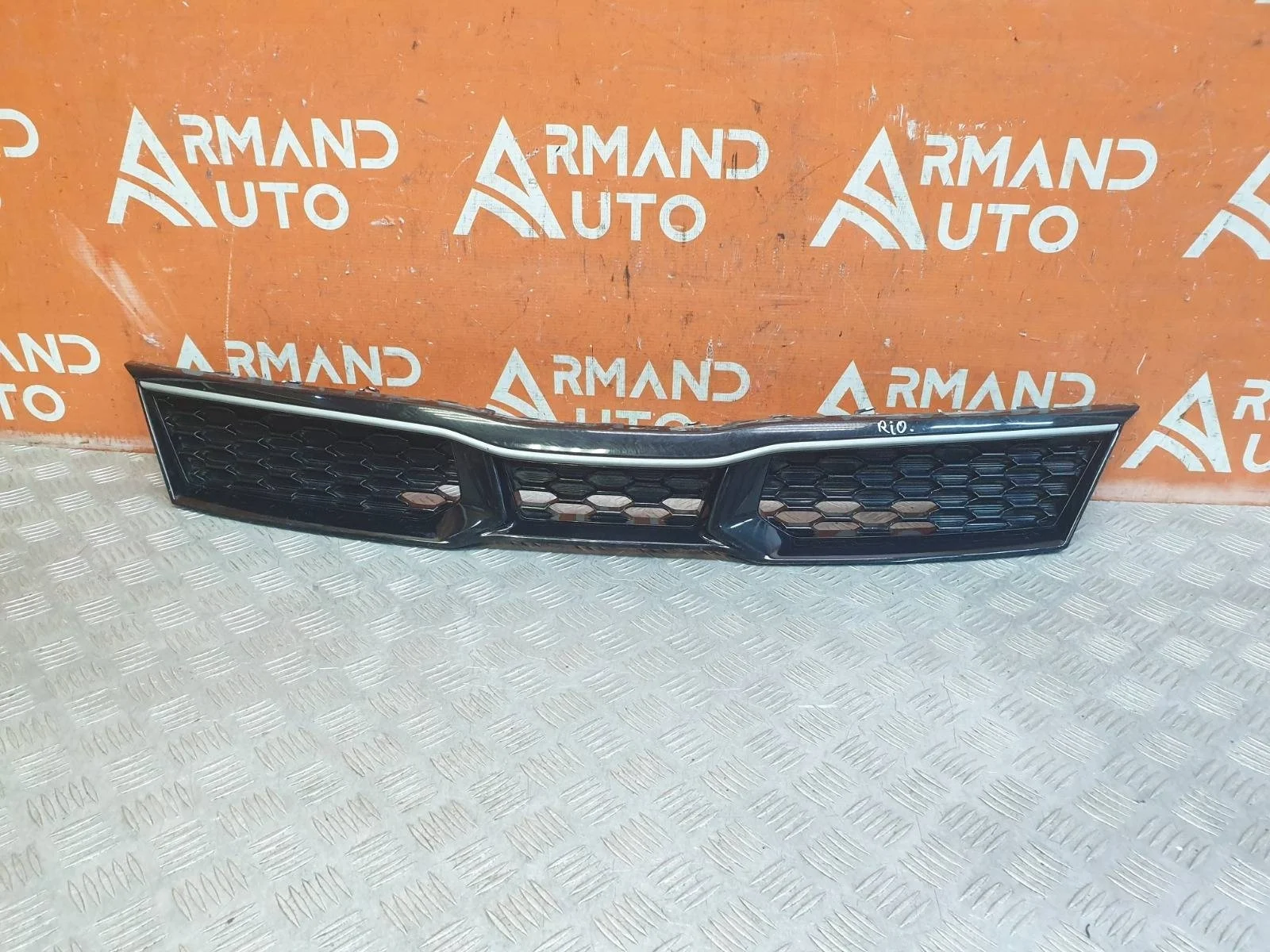 Решетка радиатора KIA Rio 2020-нв 4 FB