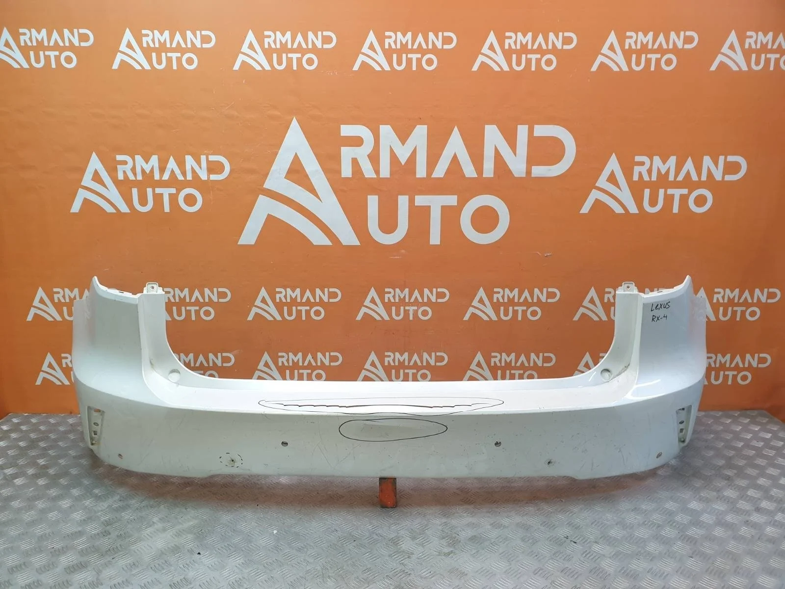 Бампер Lexus RX 2015-2019 4