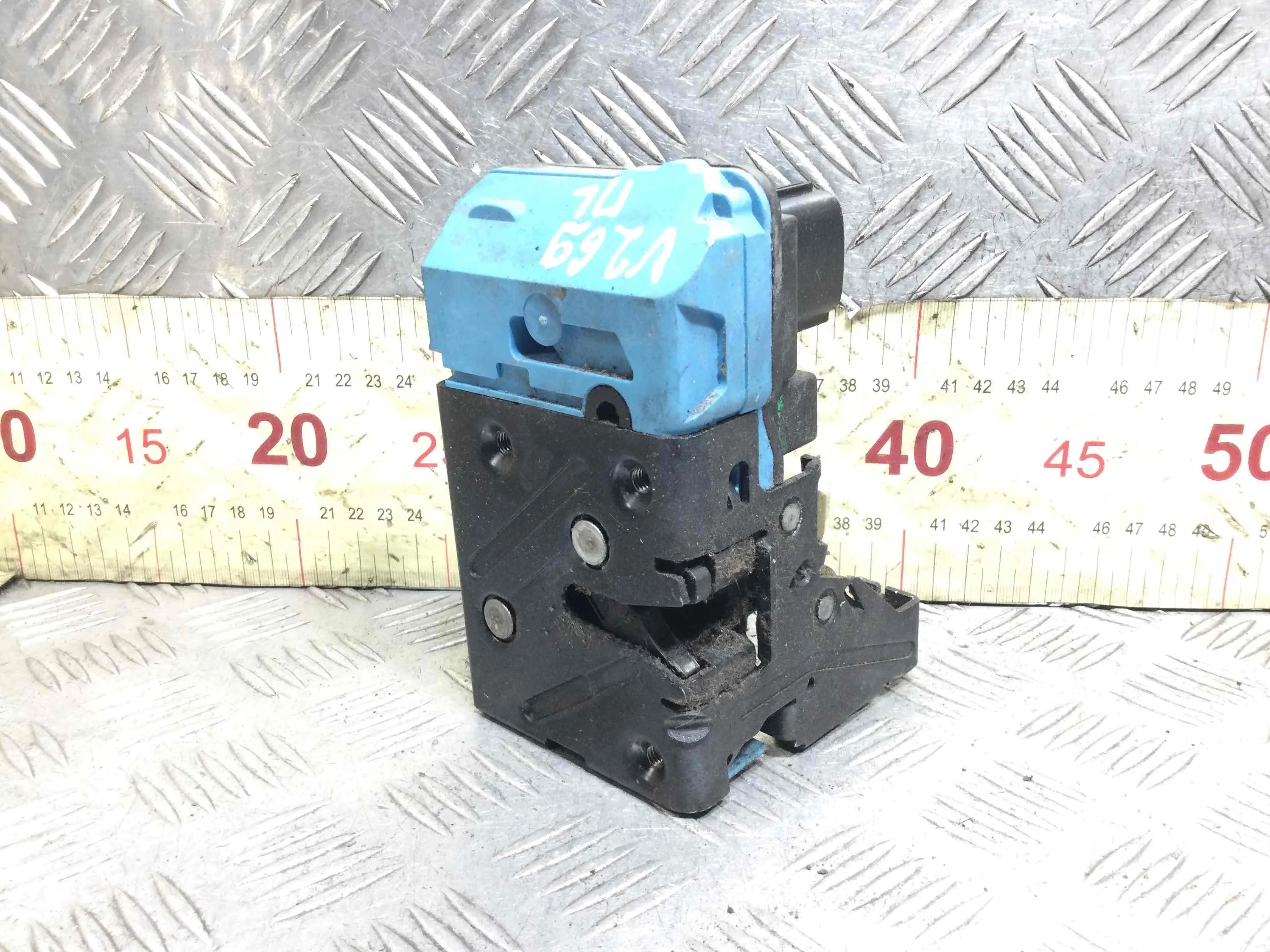 Замок двери передней левой Volvo S80 1 поколение (1998-2006) бензин 2.4 i Автомат Седан