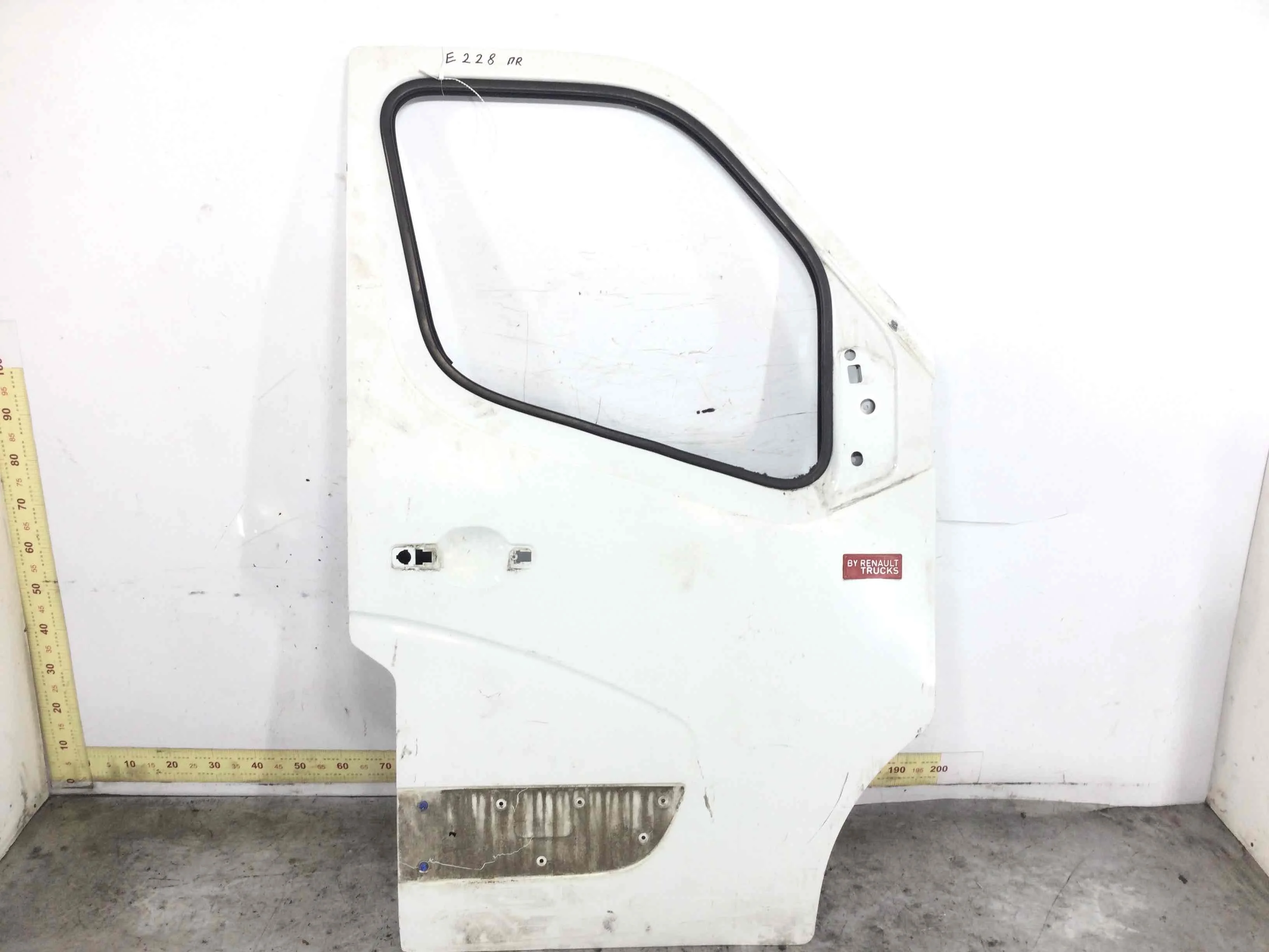 Дверь передняя правая Renault Master 3 поколение [рестайлинг] (2014-2024) дизель 2.3 DCI Механика Микроавтобус