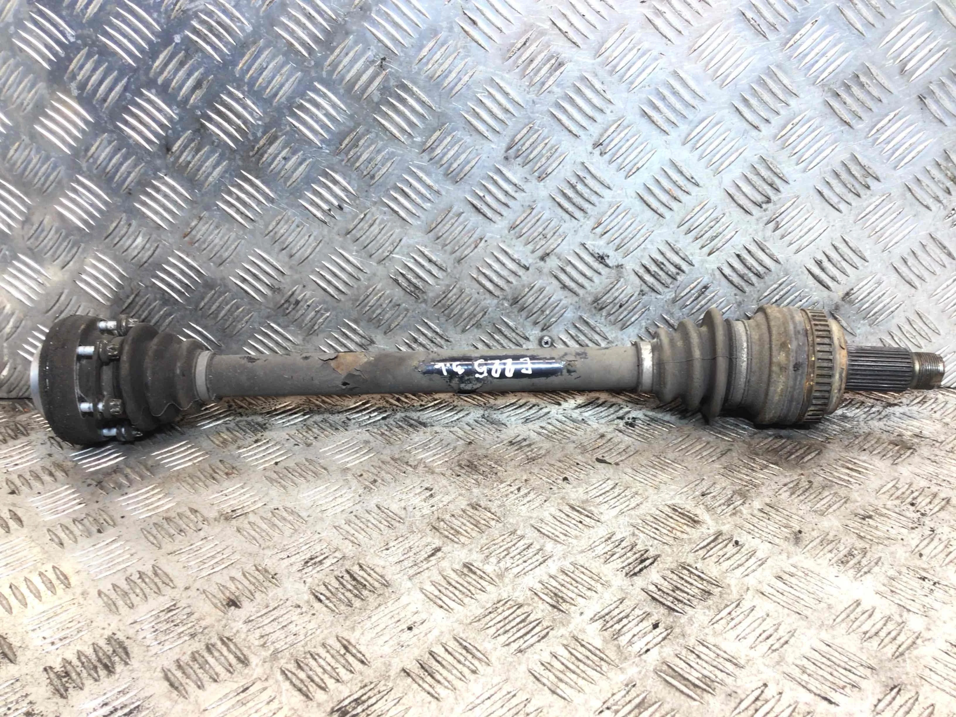 Полуось задняя (приводной вал, ШРУС) BMW X3 E83 (2003-2006) бензин 2.5 i Автомат Кроссовер