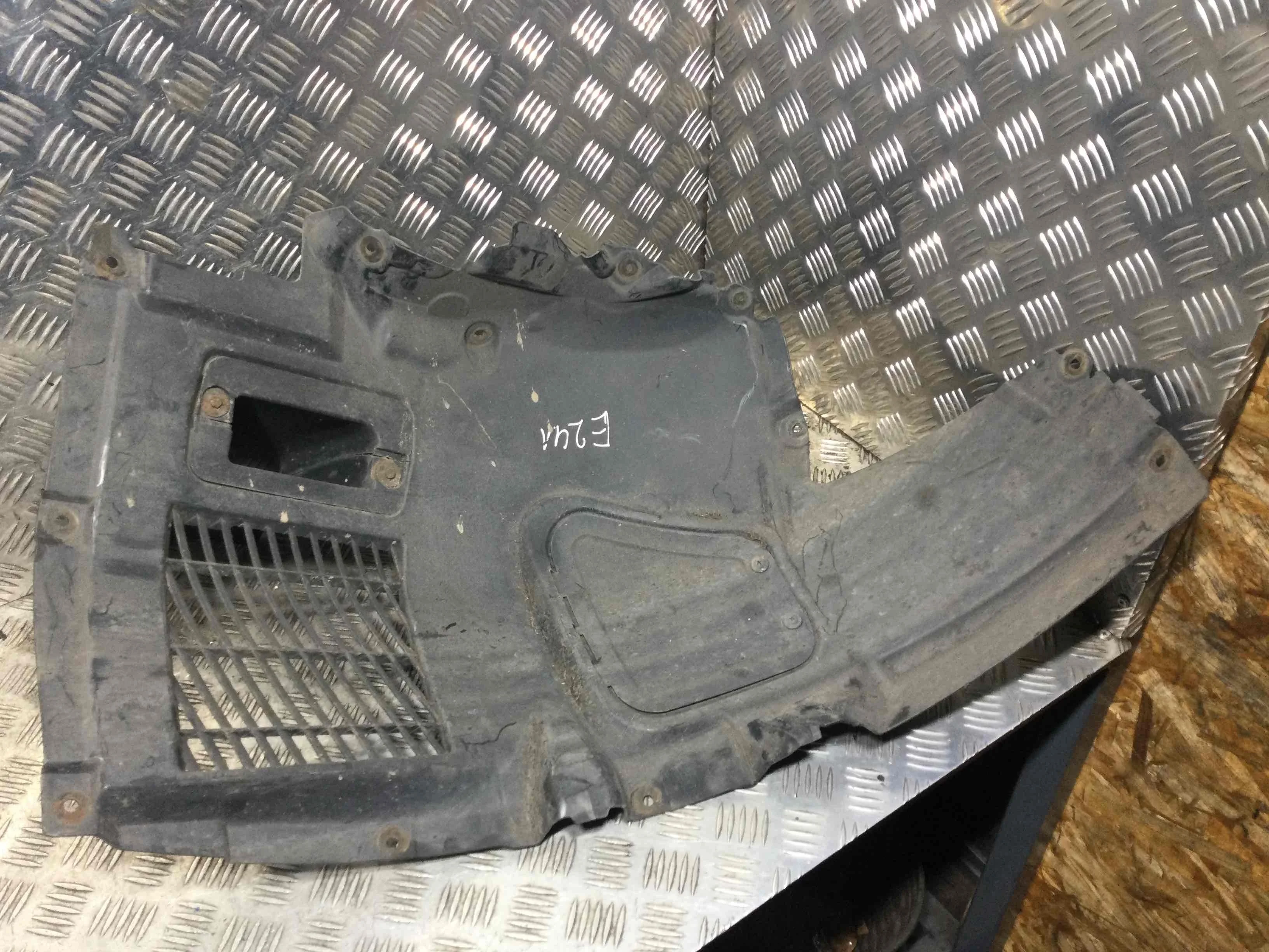 Защита арок передняя правая (подкрылок) BMW 5-Series F10/F11/GT F07 (2009-2013) бензин 2.0 i Автомат Универсал