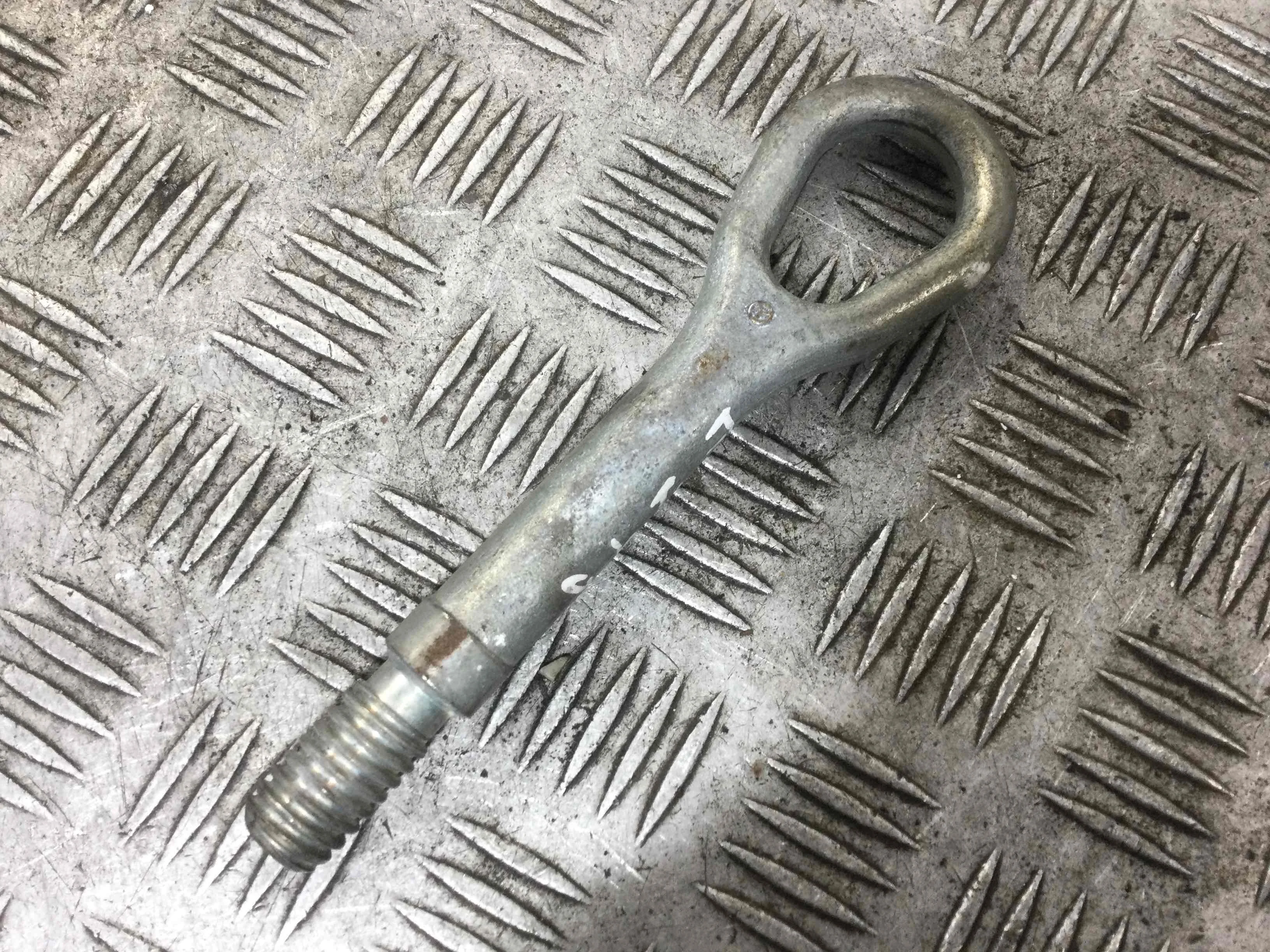 Крюк буксировочный Mercedes E-klasse E-klasse (W211) 2002 - 2009 дизель 3.0 CDI Автомат Седан