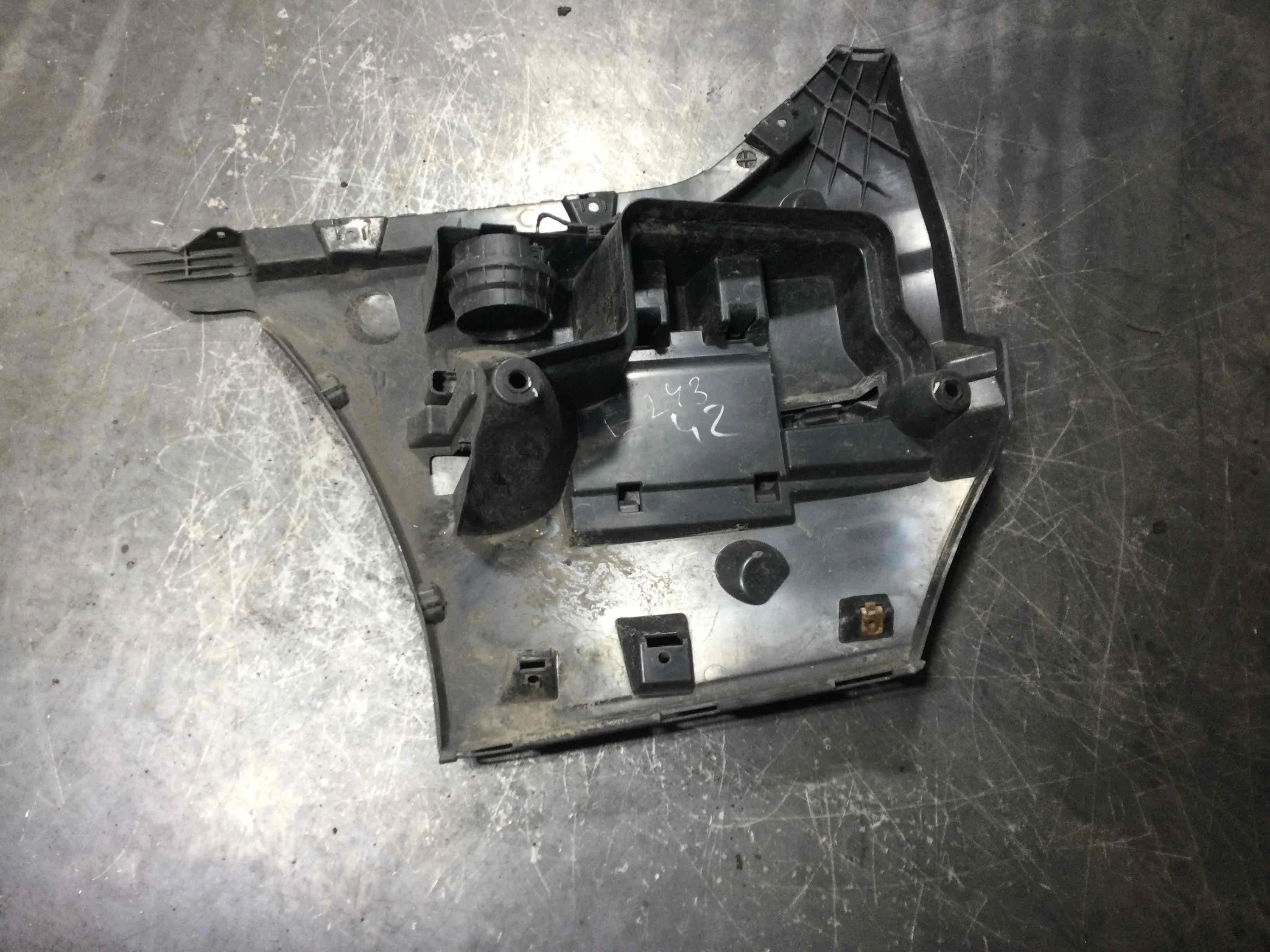 Кронштейн бампера заднего BMW 5-Series F10/F11/GT F07 (2009-2013) дизель 2.0 TD Механика Седан