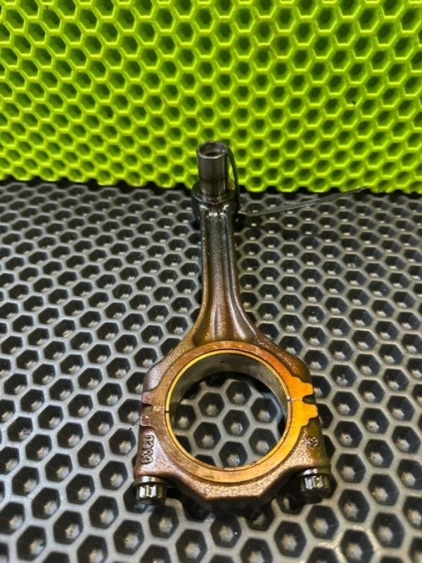 Шатун VW Passat B6