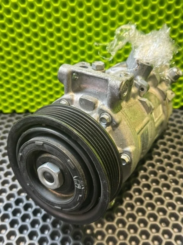 Компрессор кондиционера Audi A5 2014