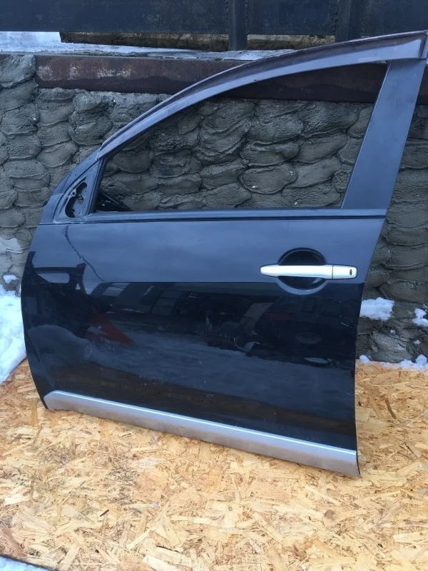 Дверь Mitsubishi Outlander XL 2005 - 2010 5700A275 CW5W CW6W, передняя