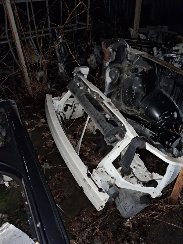 Панель передняя Toyota Harrier XU10