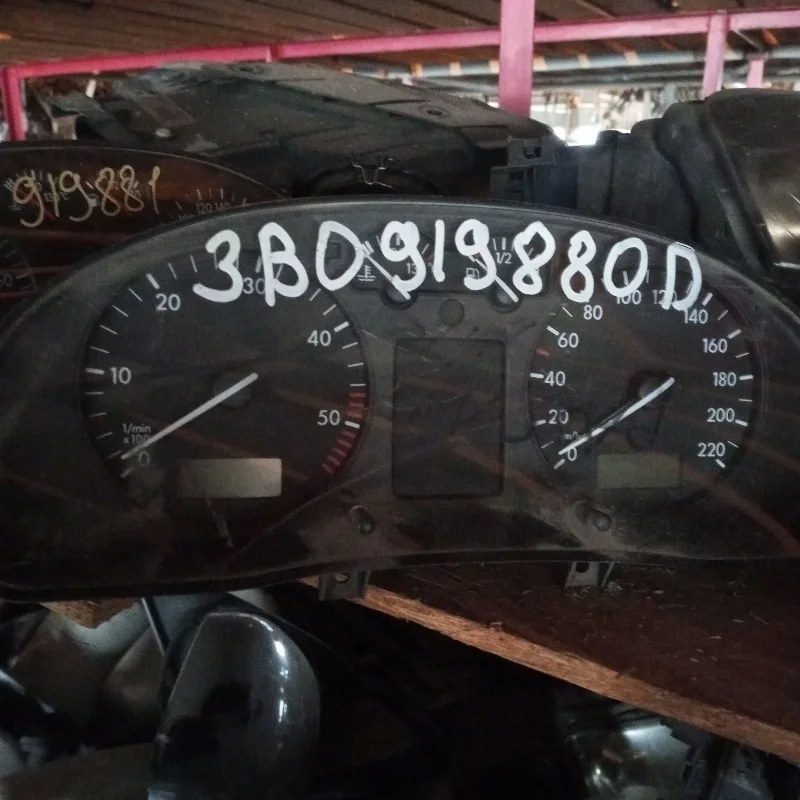 Щиток приборов Volkswagen passat 5 3B0919880D