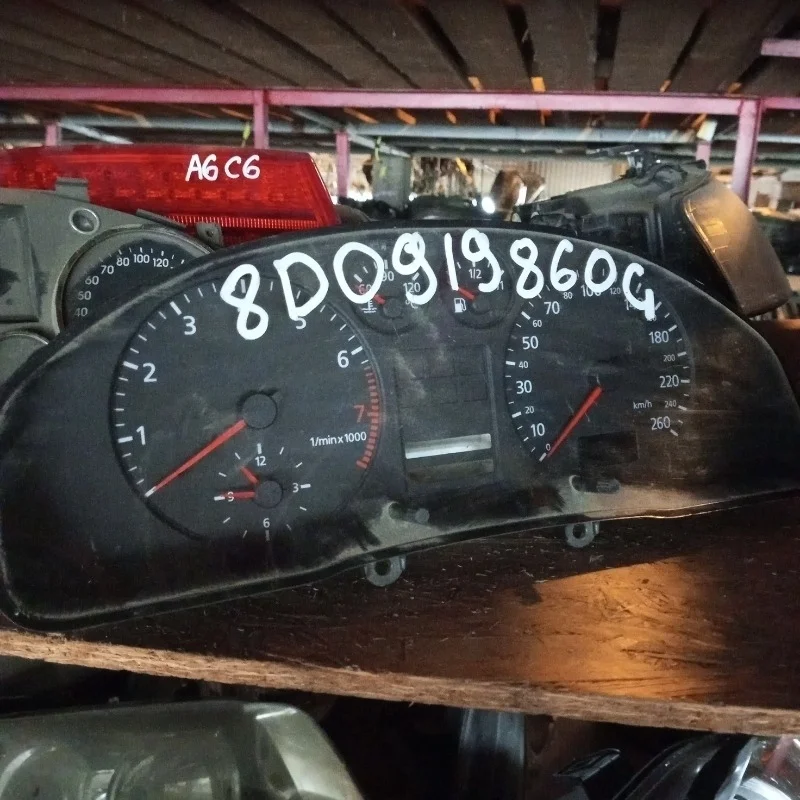 Щиток приборов Audi A4 8D0919860G