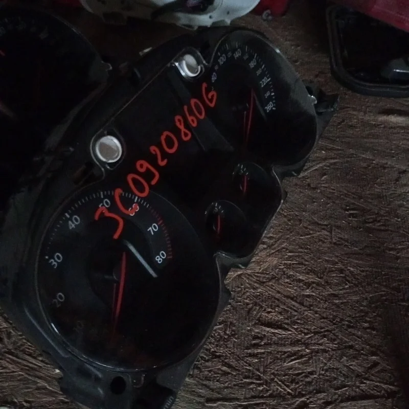 Щиток приборов Volkswagen Passat B6 3C0920860G