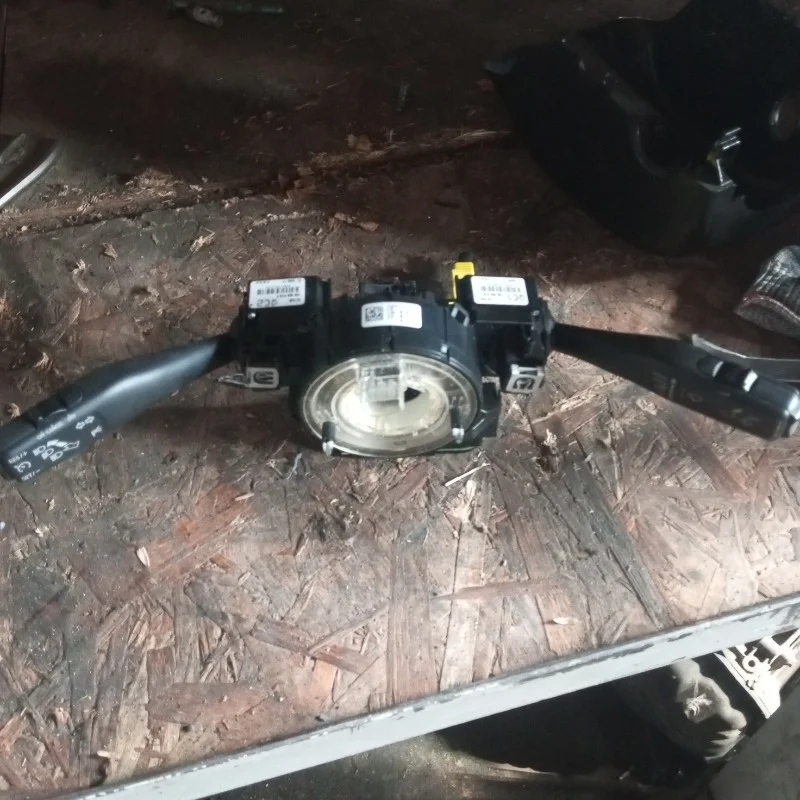 Шлейф-лента Volkswagen Touran 2009 1K0959653C 1T2