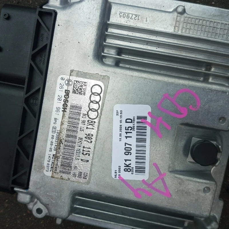 ЭБУ Audi A4B8 2010 8K1907115D 8K2