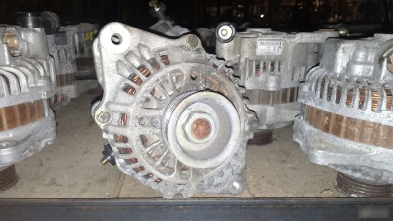 Генератор Subaru 23700AA521