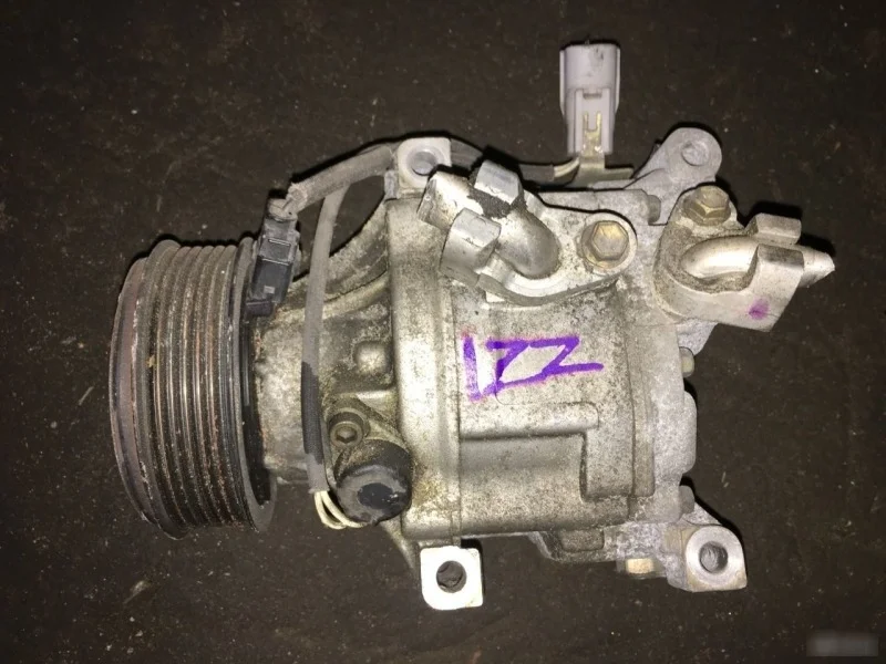Компрессор кондиционера Toyota Corolla 883201A481 E120