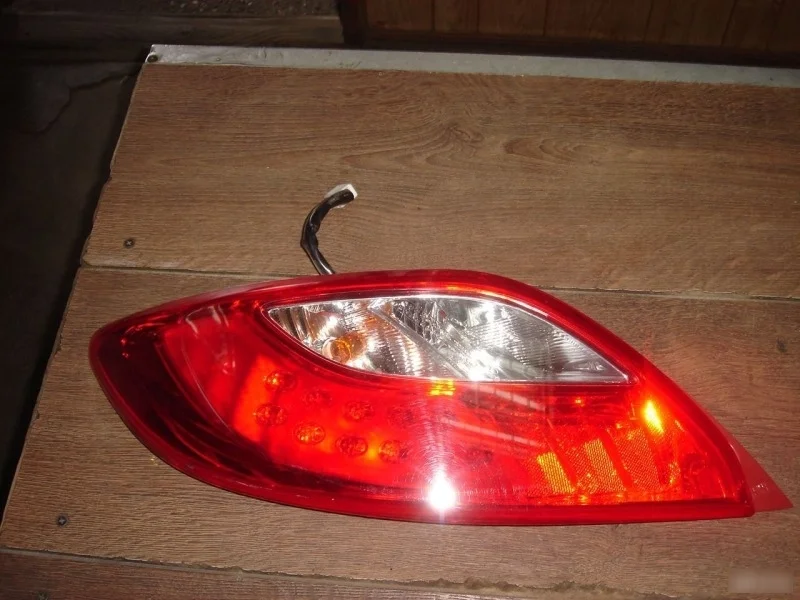 Стоп-сигнал Mazda 2 2007-2010 DE