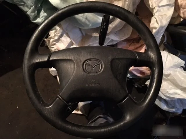 Руль Mazda Demio 1996-2003 DW3W