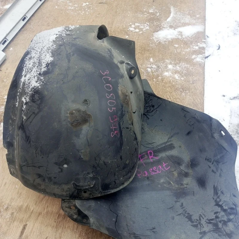 Подкрылок Volkswagen Passat B6 3C0805978, передний правый