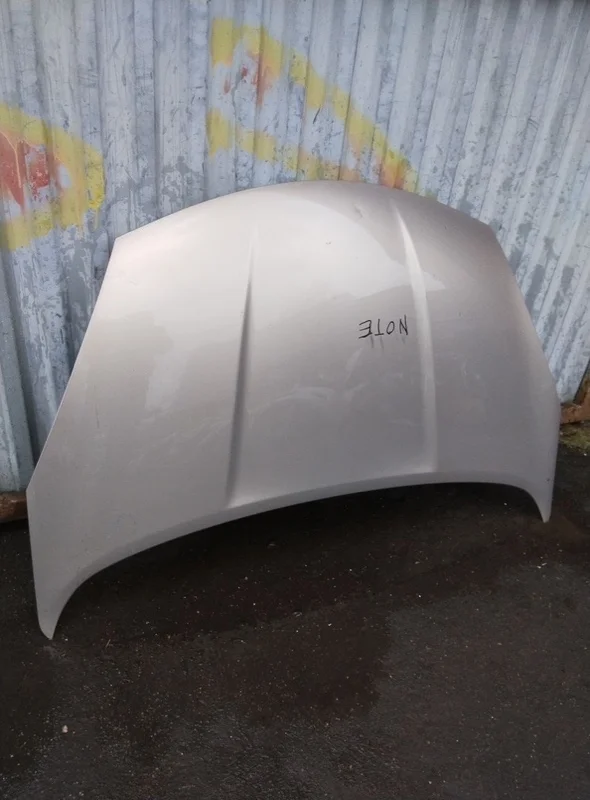 Капот Nissan Note E11