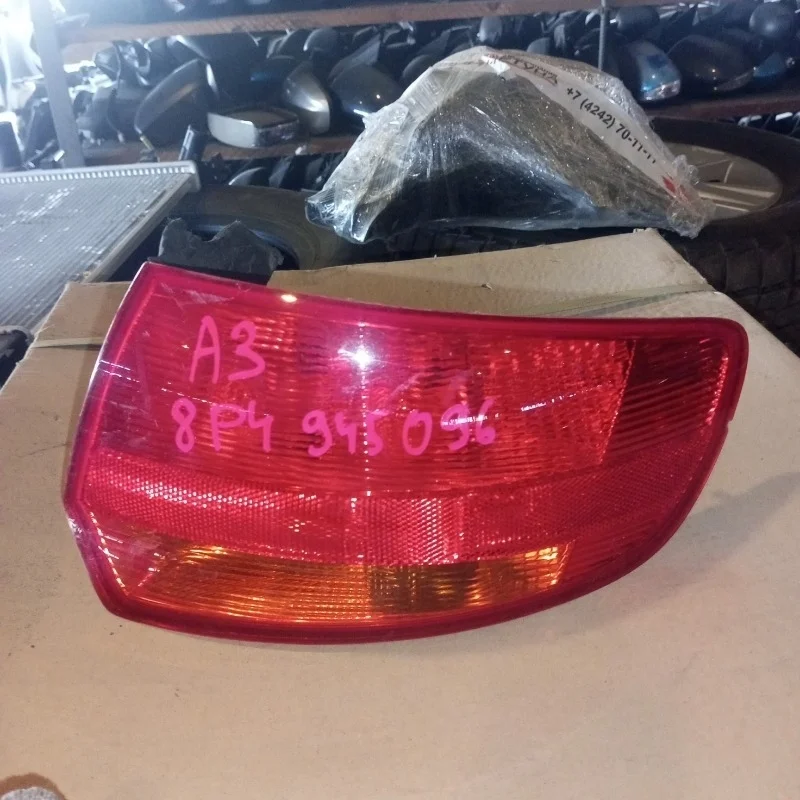 Стоп-сигнал Audi A3 8P4945096 8P, задний правый