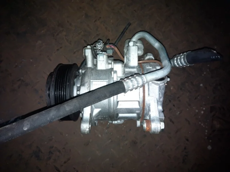 Компрессор кондиционера BMW 3 2014 64529399072 F30 N20B20B