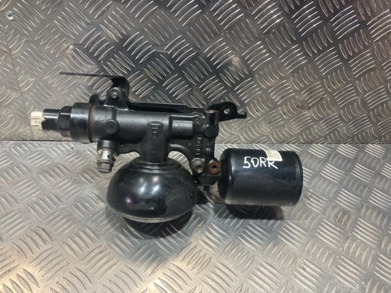 Клапан гидроподвески LEXUS LX570 2018 4803060010 URJ202 3UR-FE 5.7, задний правый