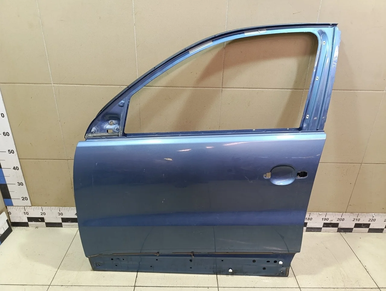 Дверь передняя левая Tiguan 2011-2016