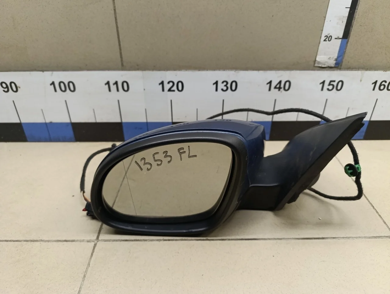 Зеркало левое электрическое Tiguan 2011-2016