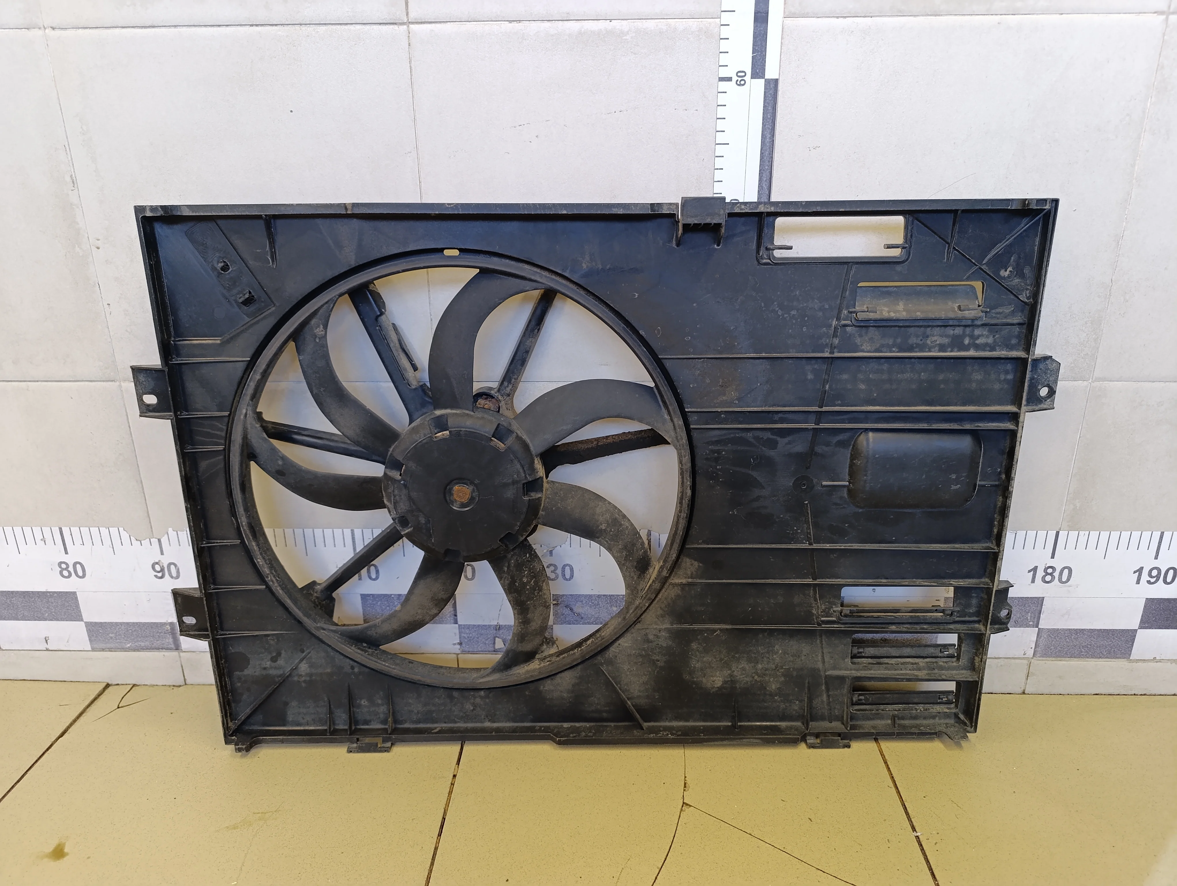 Вентилятор радиатора Transporter T5 2003-2015