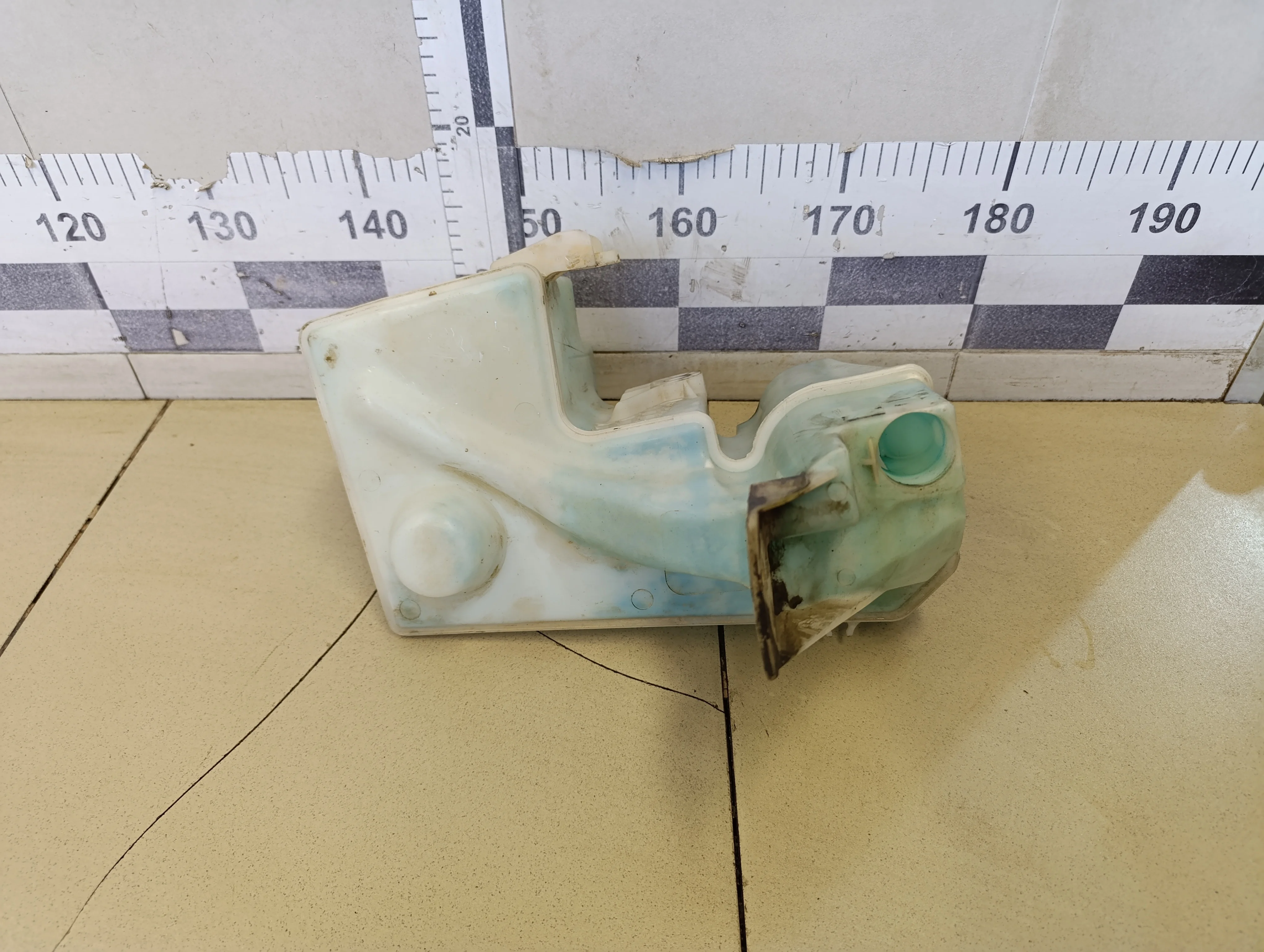 Бачок омывателя лобового стекла Transporter T5 2003-2015