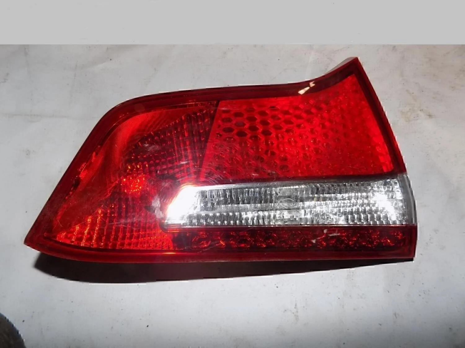 Фонарь задний внутренний левый RIO 2011-2017