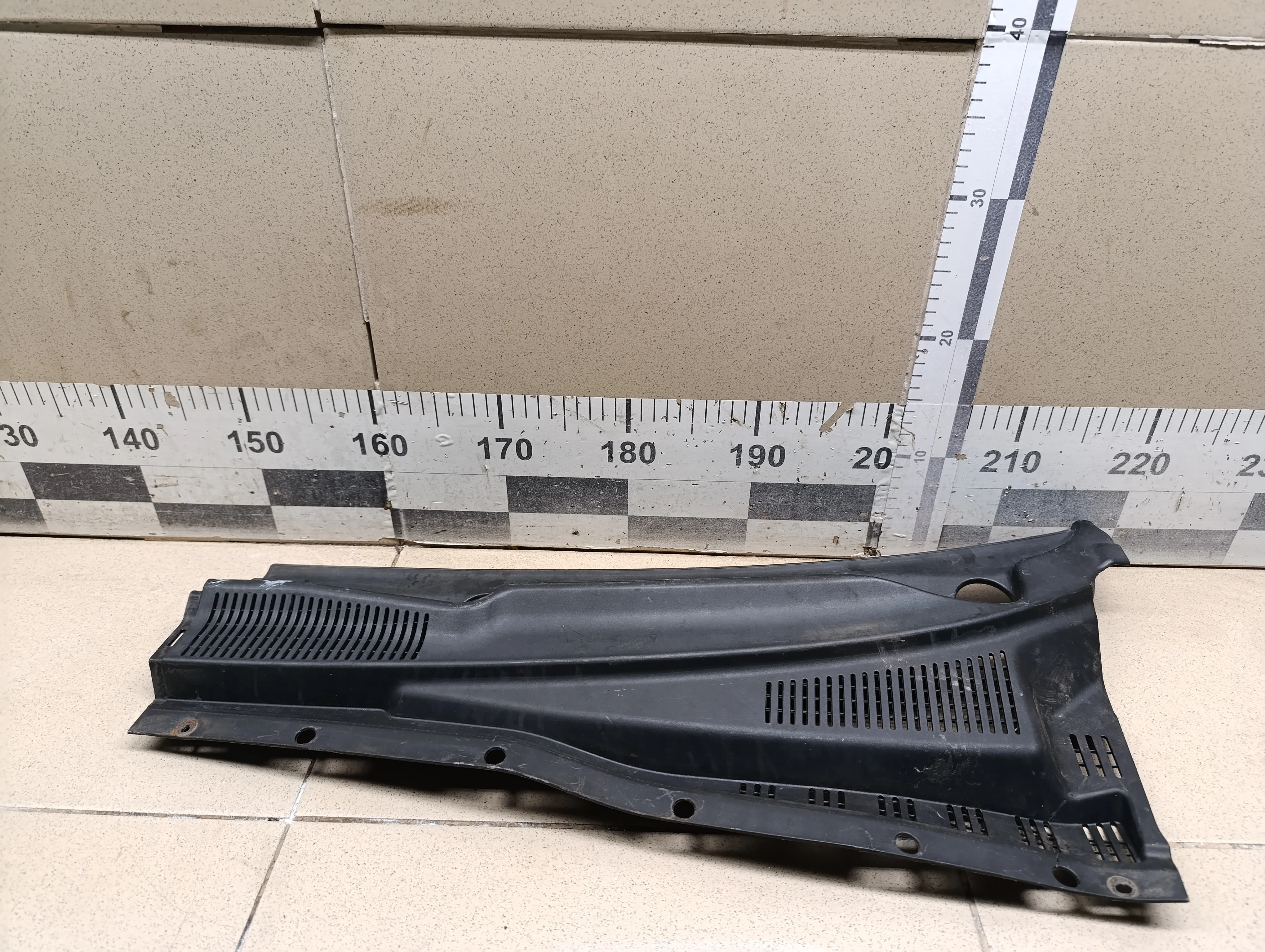 Решетка стеклооч. (планка под лобовое стекло) Getz 2002-2010