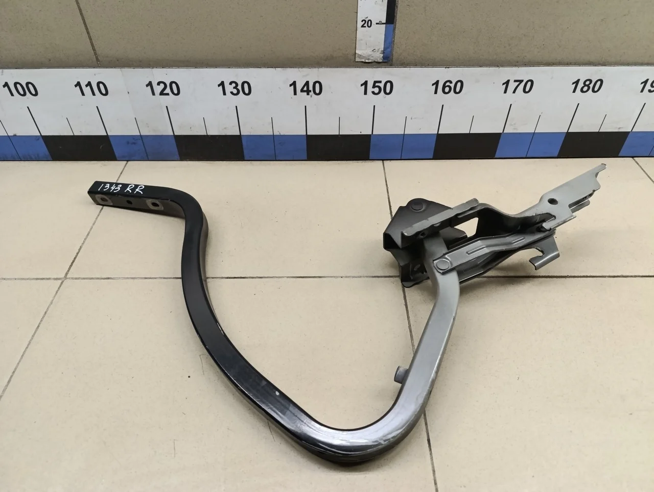 Петля крышки багажника Fluence 2010>