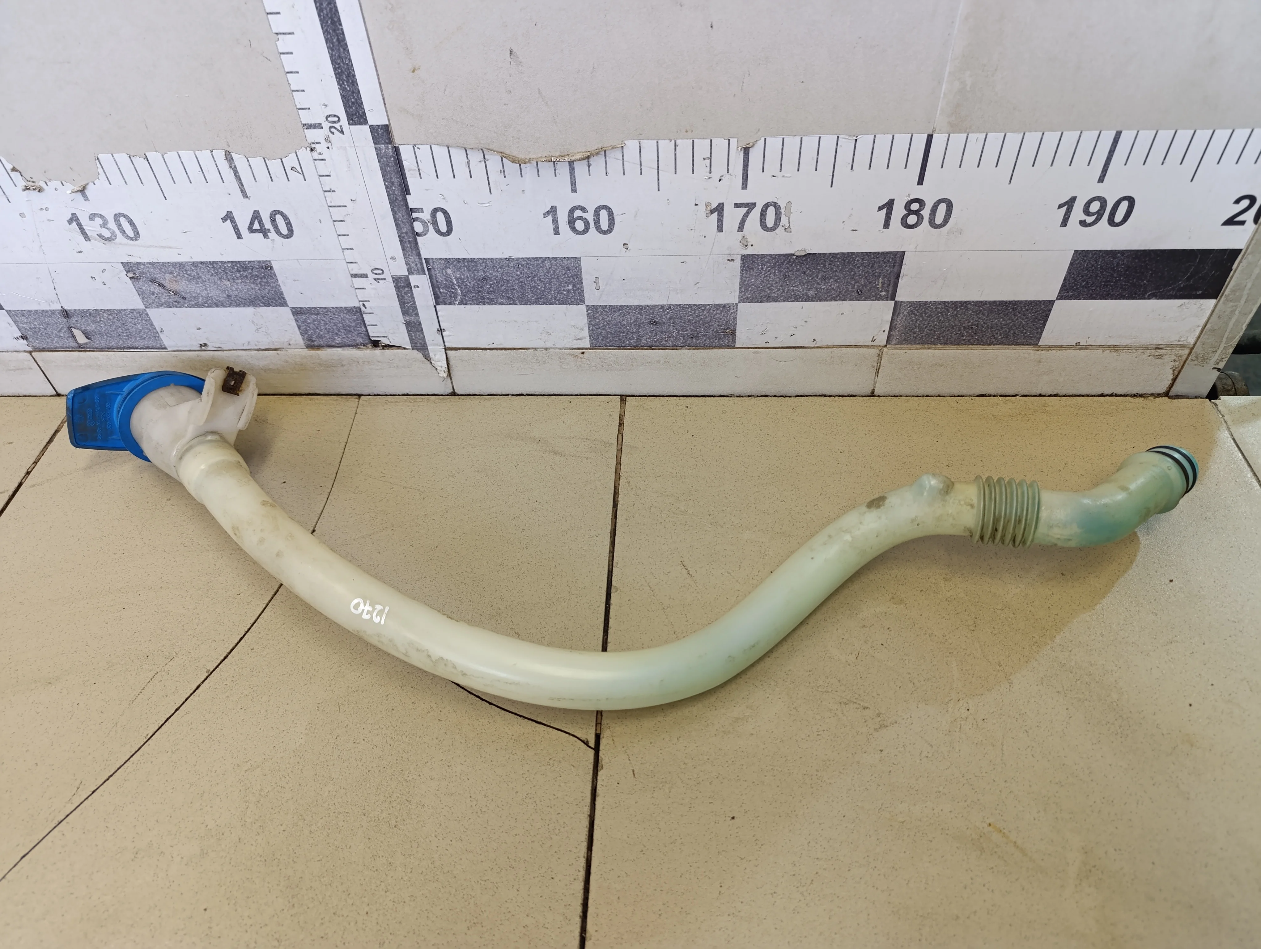 Горловина бачка омывателя Transporter T5 2003-2015