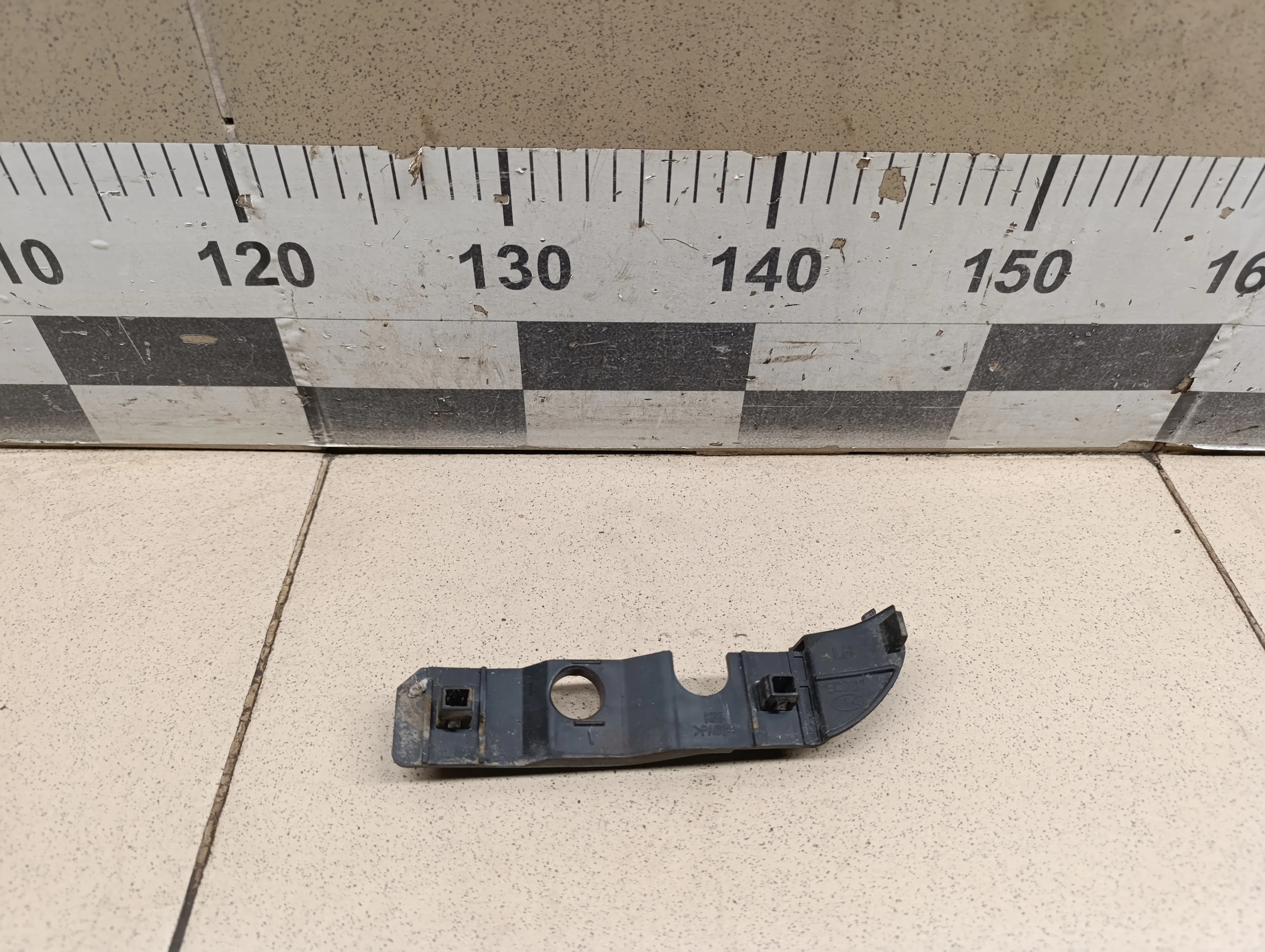 Направляющая переднего бампера левая Getz 2002-2010