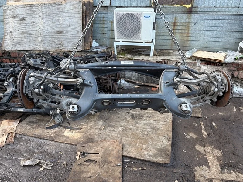 Подрамник Mercedes C A2053503205 W205, задний