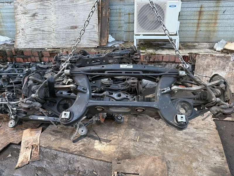 Подрамник Mercedes C 2006-2016 A2123503805 W204, задний