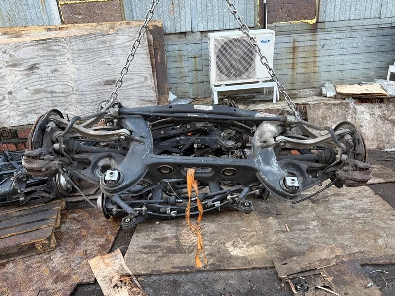 Подрамник Mercedes C 2006-2016 A2123503805 W204, задний