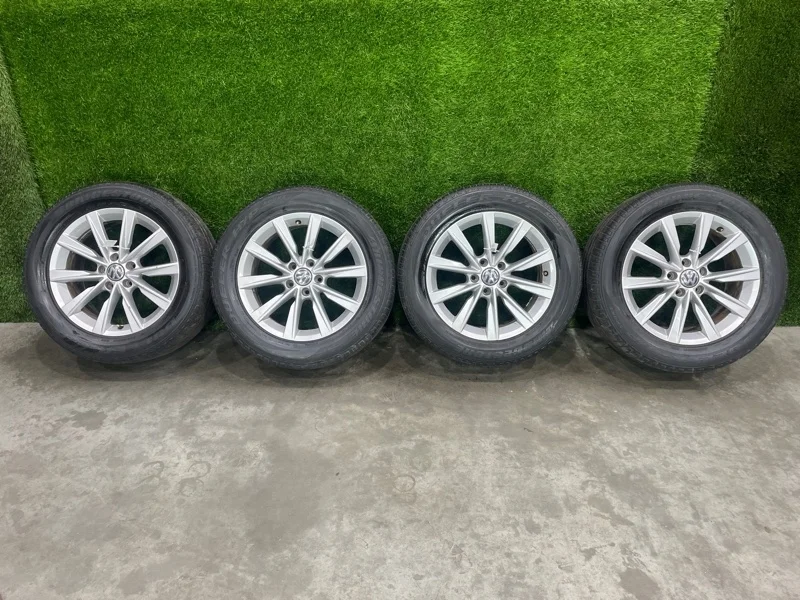 Колеса комплект Volkswagen Tiguan 2011 5N0601025S 5N CCZ 2.0T