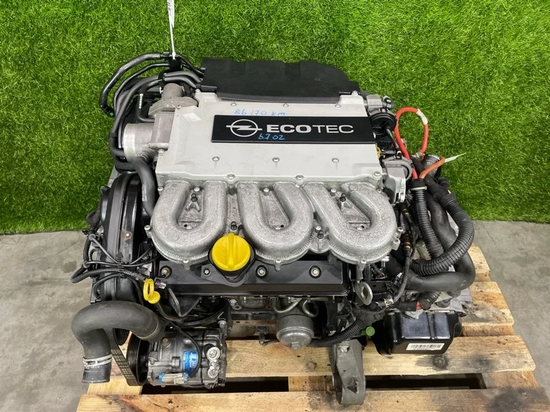Двигатель из Японии Opel Vectra C 2004 93176821 68 Z32SE