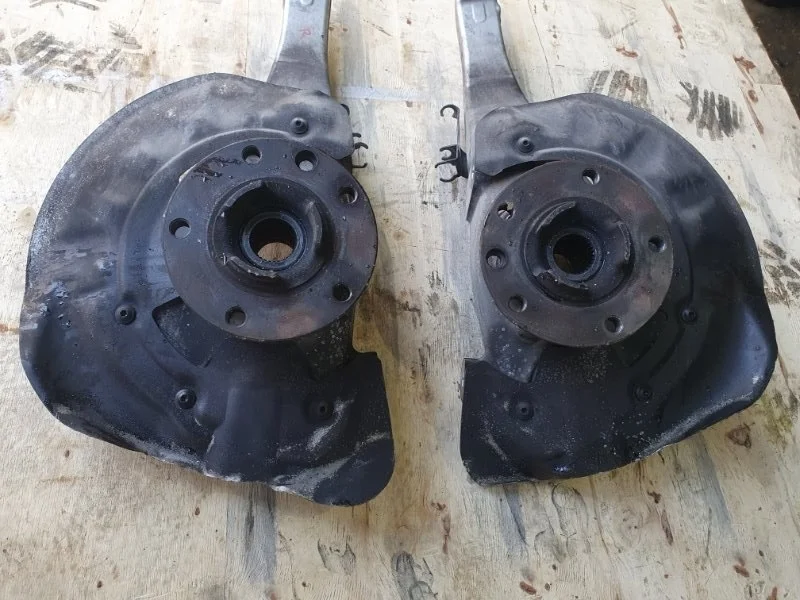 Кулак Porsche Cayenne 2016 958. рестайлинг