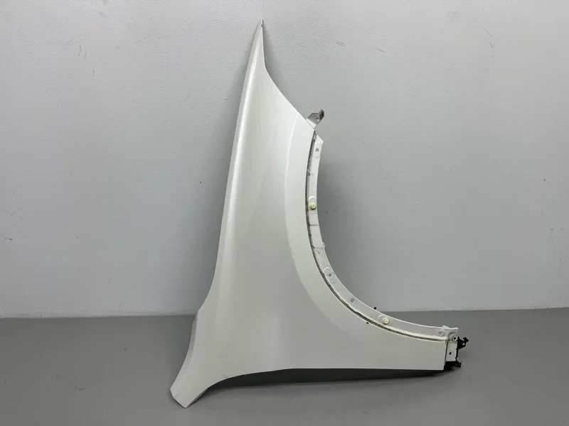 Крыло BMW X1 F48