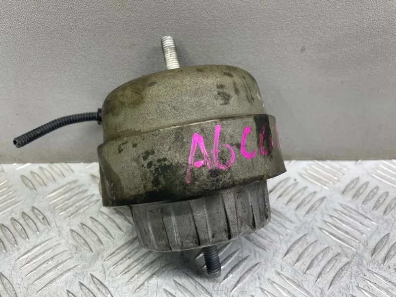 Подушка двигателя Audi A6 C6