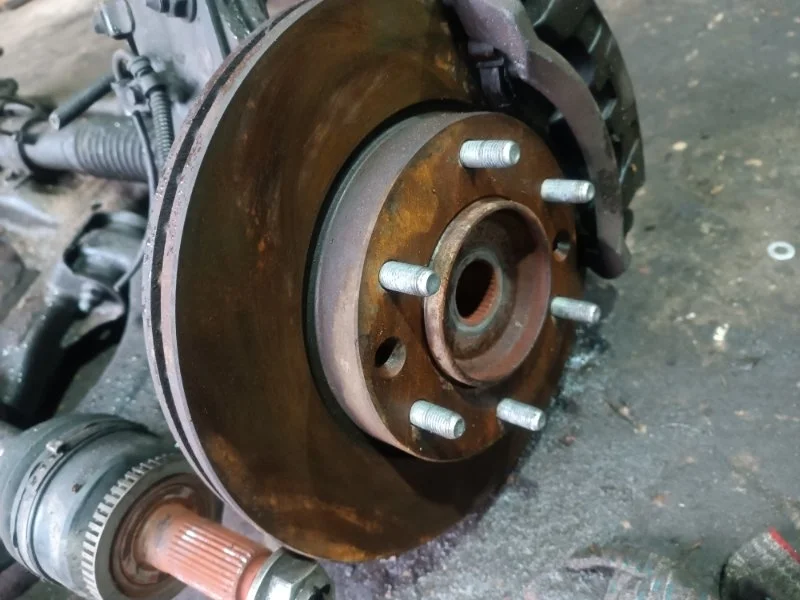 Диск тормозной Kia Carnival 517124D200 J3, передний