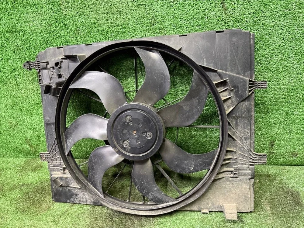 Диффузор радиатора Mercedes E-Class 2019 A0999068000 W213 264.920