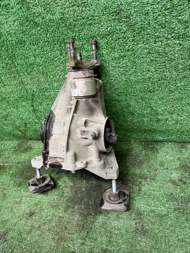 Редуктор Mercedes E-Class 2019 A2053500501 W213 264.920, задний