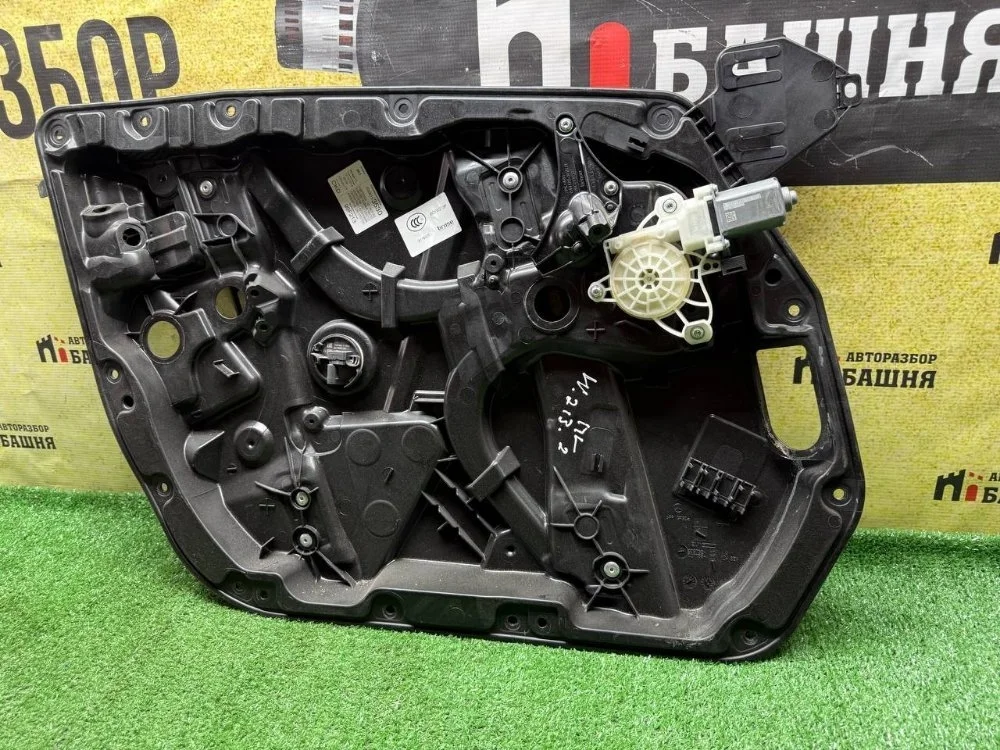 Стеклоподьемник Mercedes E-Class 2019 A2137205105 W213 264.920, передний левый