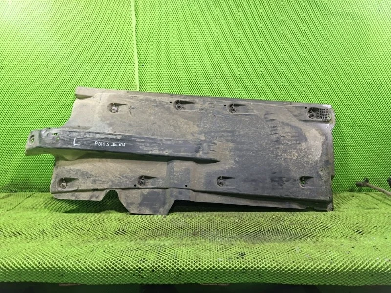 Защита антигравийная Volkswagen Polo 5 2018 6RU825201A СЕДАН CWV