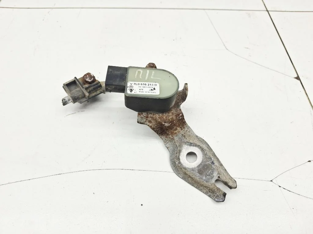 Датчик регулировки дорожного просвета Porsche Cayenne 1 2007 957